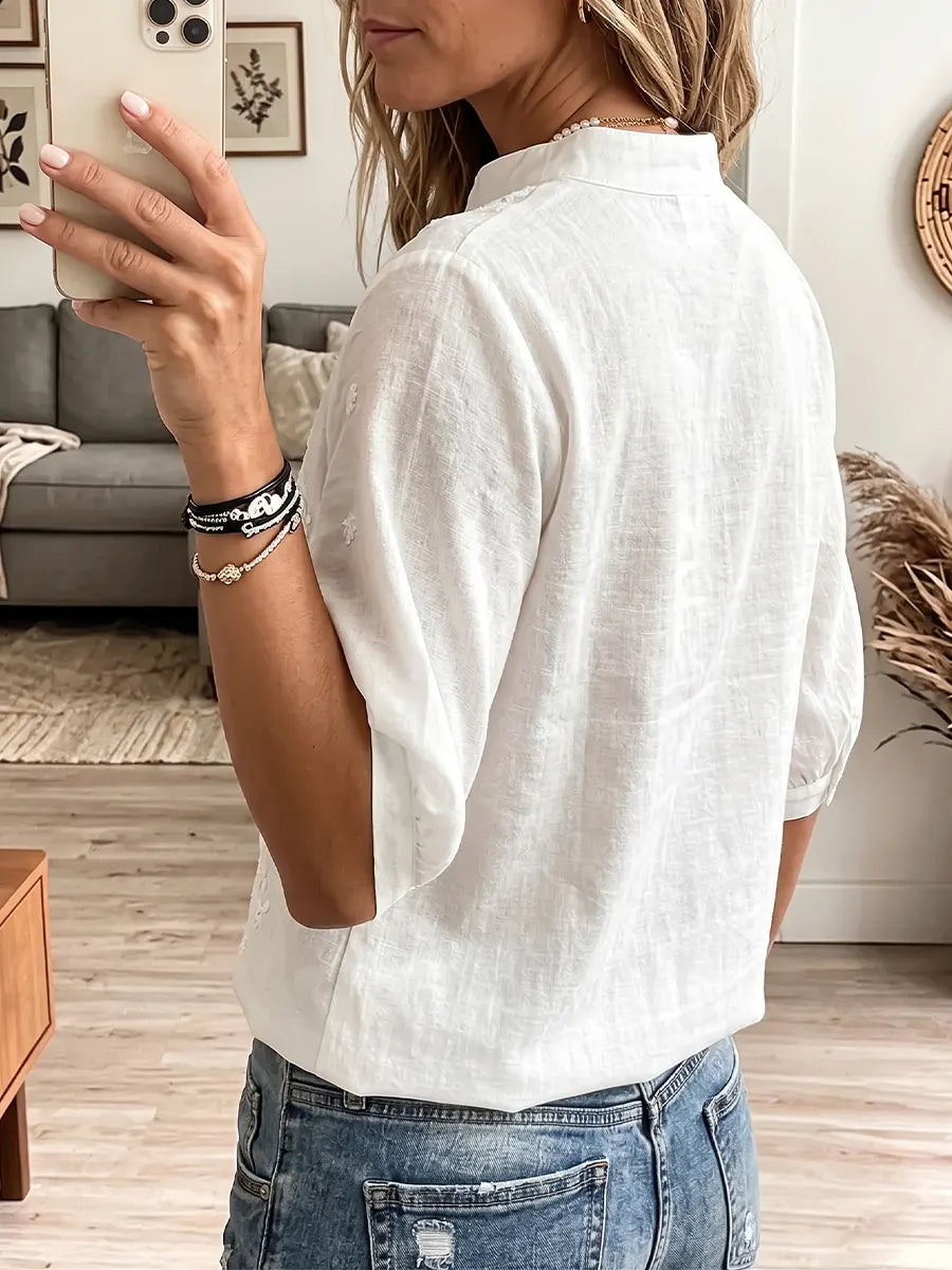 Women's Vintage Elegant Embroidered Lace Blouse