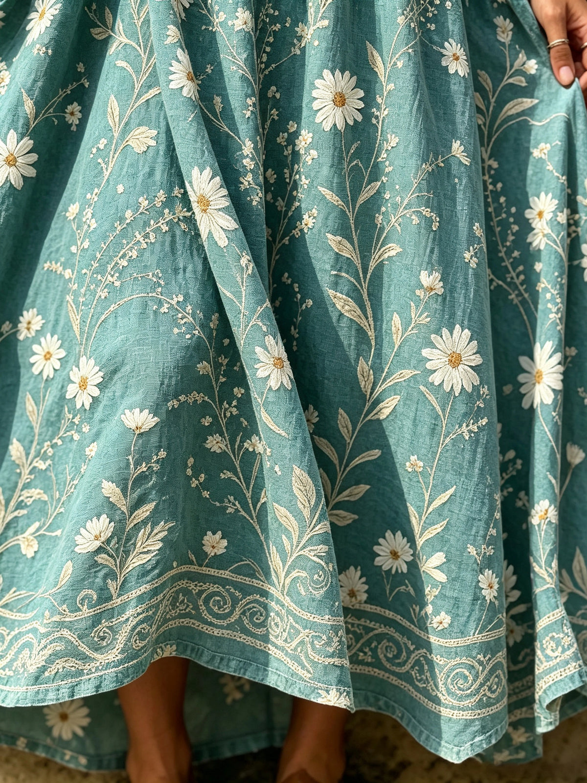 Women's Daisy Botanical Print Maxi Dress