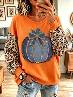 Vintage Elegant Sparkling Halloween Pumpkin Leopard Print Sweatshirt