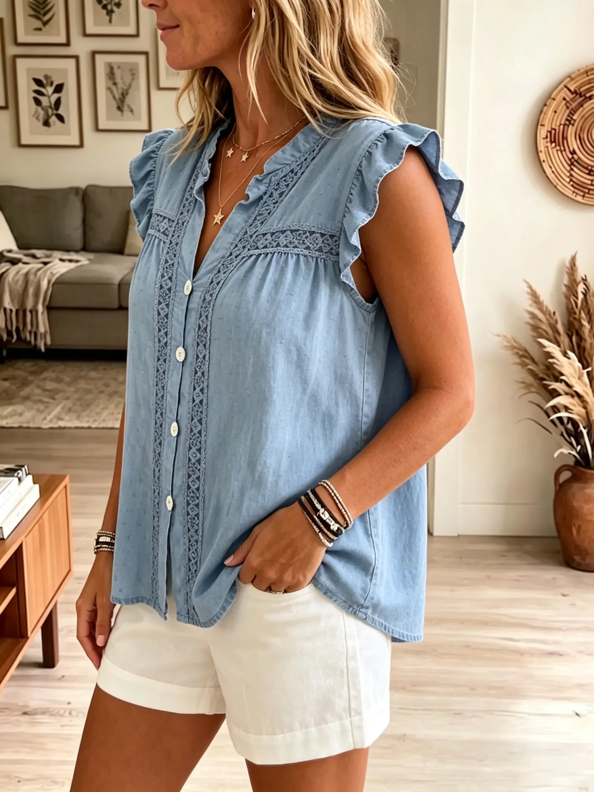 Women's Lace Ruffle Sleeveless Blouse