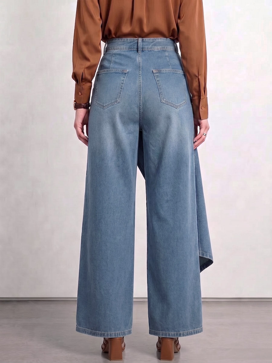 Women's High-waisted Relaxed Fit Wide-leg Jeans With A Stylish Design.