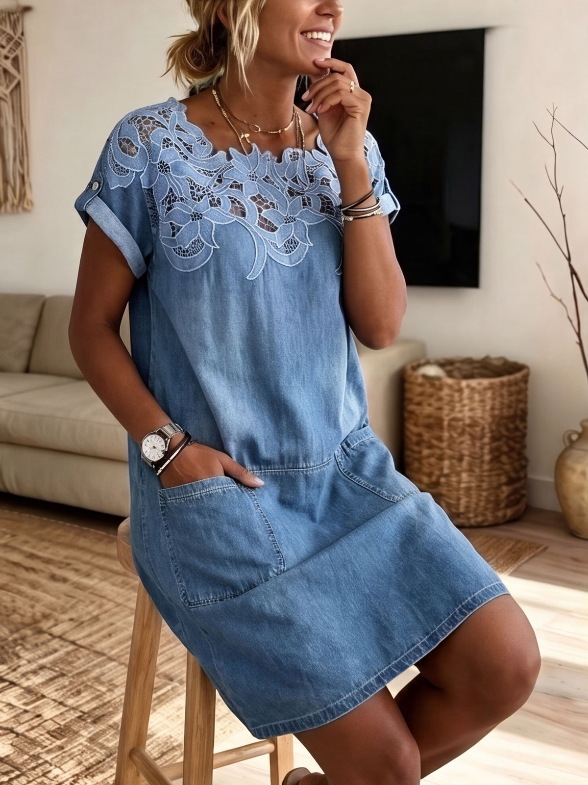 Women's Lace Yoke Spliced Denim Shift Dress With Front Pockets